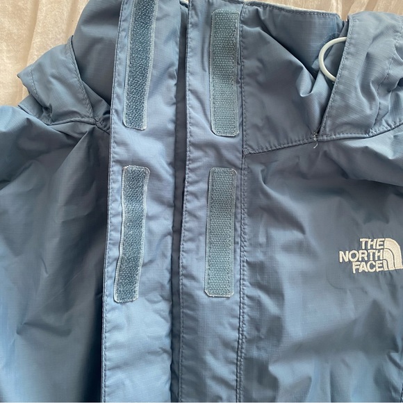 The North Face Hyvent Rain Coat - Picture 5 of 8